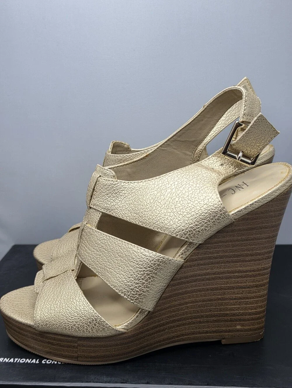INC International Concepts metallic gold strappy platform wedge sandals 7.5